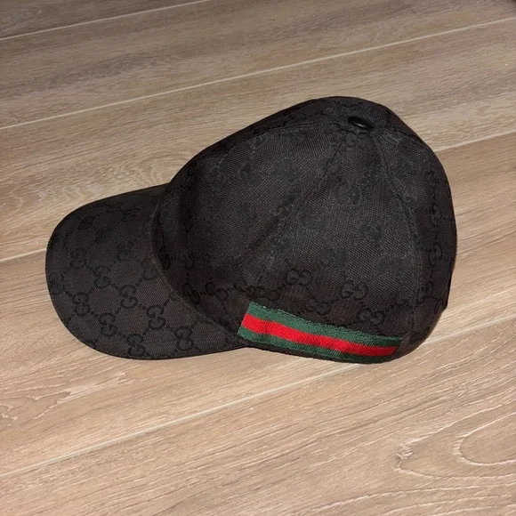 Gucci GG Canvas Baseball Hat - Picture 3 of 9